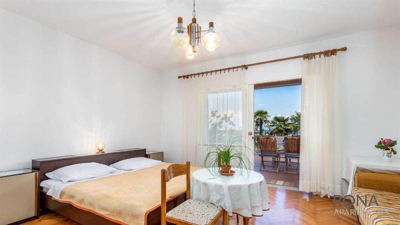 Rona Apartments Ani Ičići Dış mekan fotoğraf