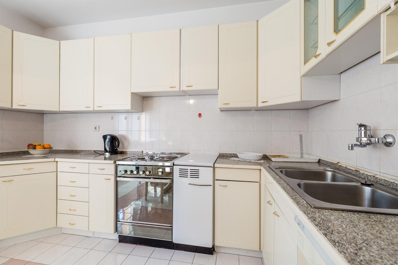 Rona Apartments Ani Ičići Dış mekan fotoğraf