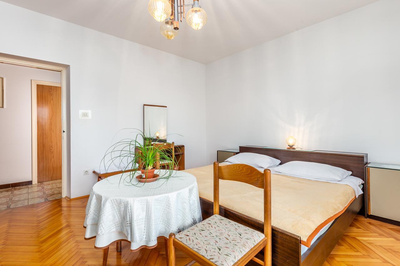 Rona Apartments Ani Ičići Dış mekan fotoğraf