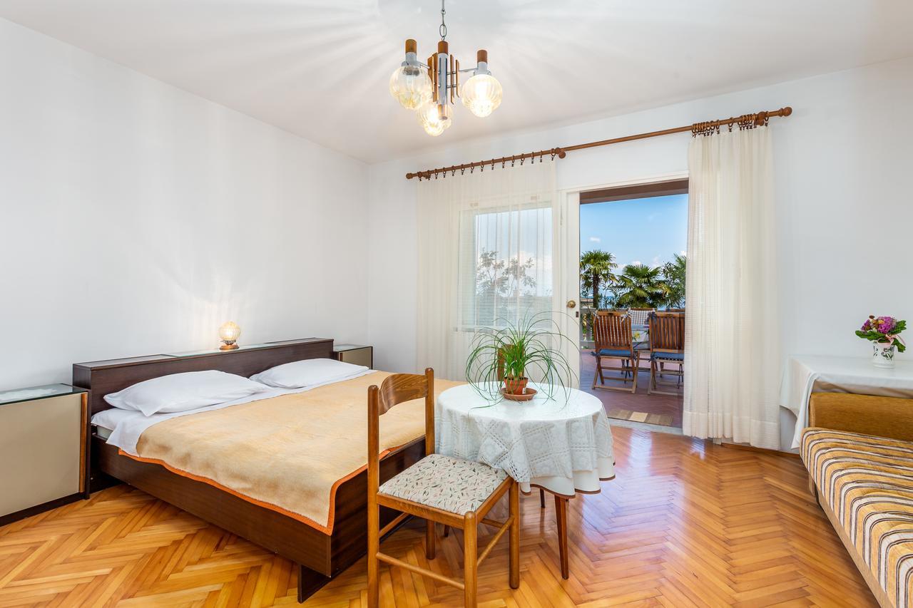 Rona Apartments Ani Ičići Dış mekan fotoğraf