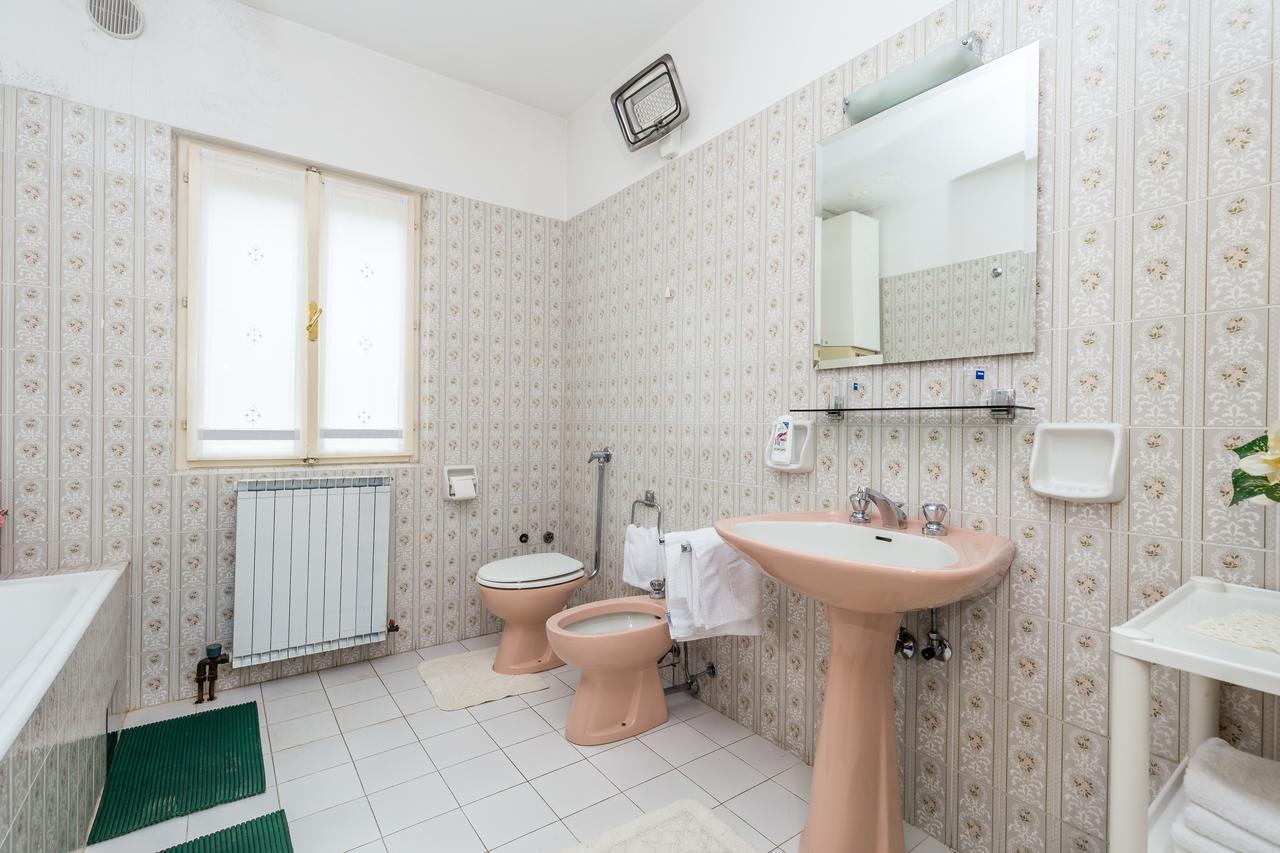 Rona Apartments Ani Ičići Dış mekan fotoğraf