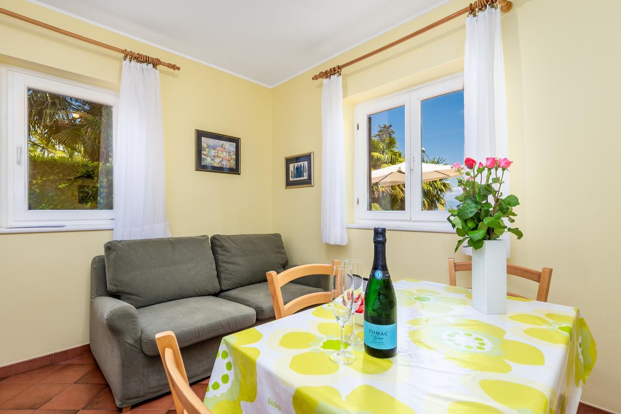 Rona Apartments Ani Ičići Dış mekan fotoğraf