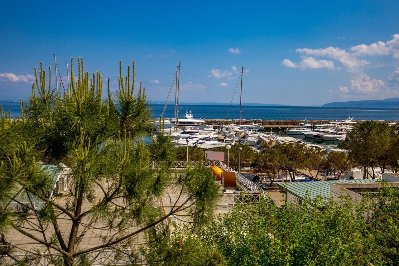 Rona Apartments Ani Ičići Dış mekan fotoğraf