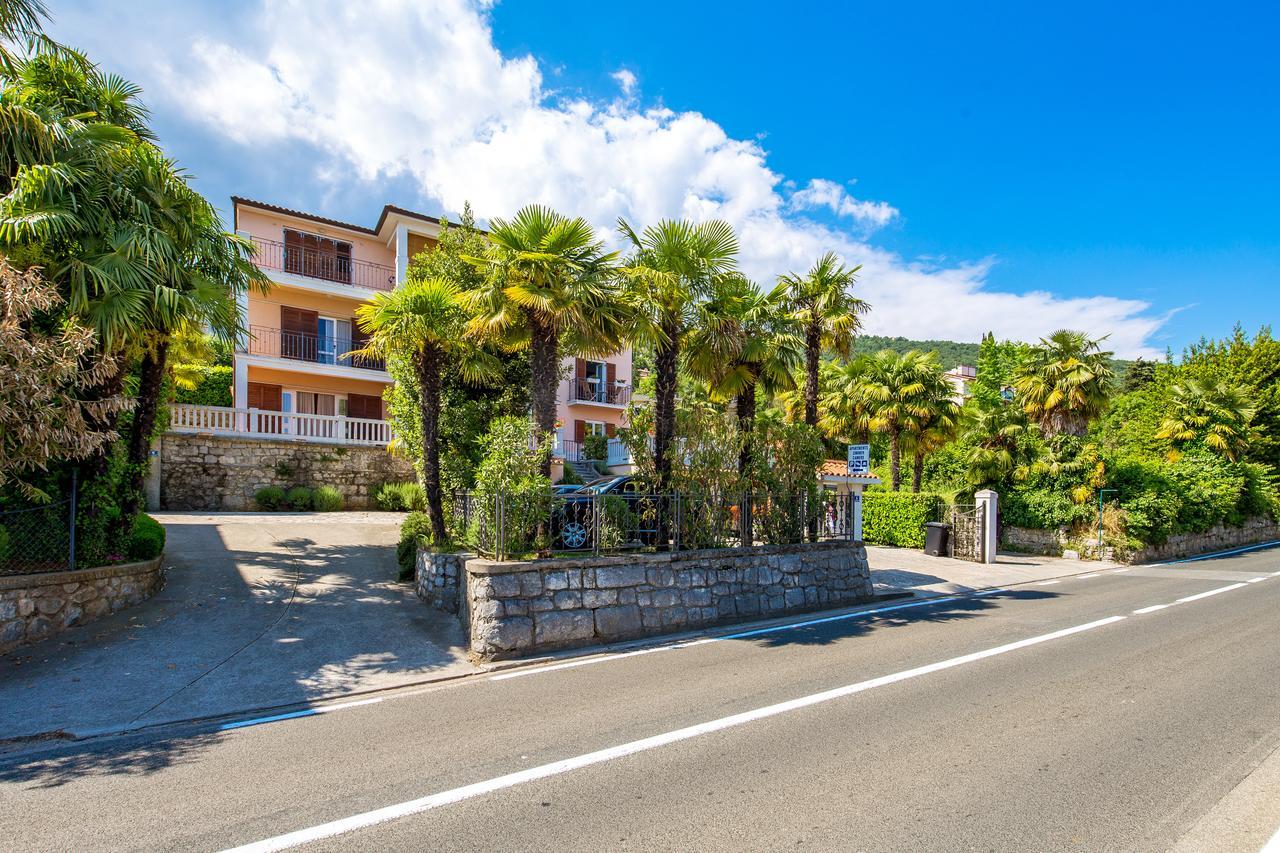 Rona Apartments Ani Ičići Dış mekan fotoğraf