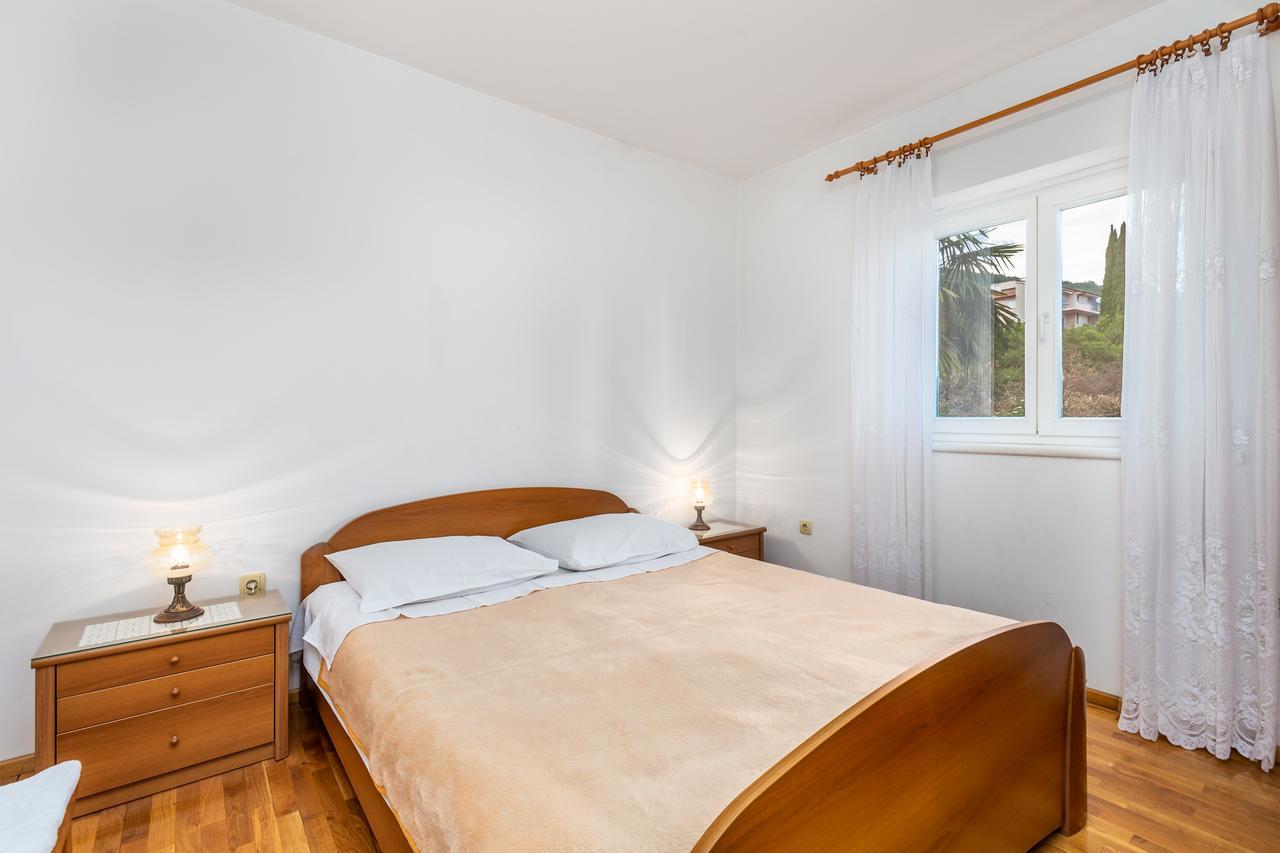 Rona Apartments Ani Ičići Dış mekan fotoğraf